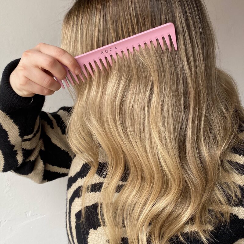 Alternative view of BODA Pink Comb